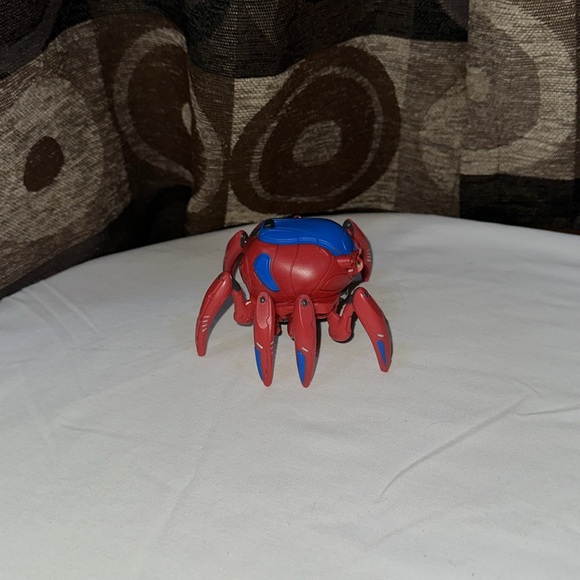 DISNEYPARKS MARVEL EXCLUSIVE- LIGHT UP SPIDER BOT w Motorized Movement NWOB - Picture 5 of 11